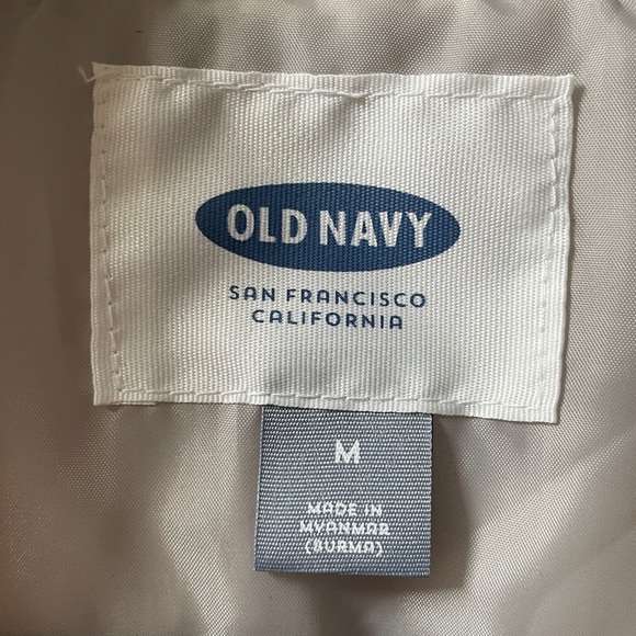 NWT Old Navy Quilted Vest in Steel wool color (light gray/taupe) - Picture 5 of 8